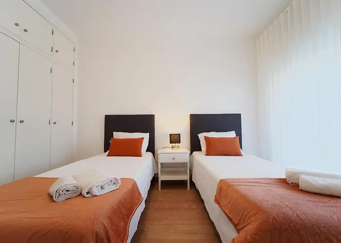 Sky Villas Boas T2- 6 Pax Hotel *