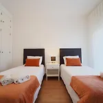 Sky Villas Boas T2- 6 Pax Отель *
